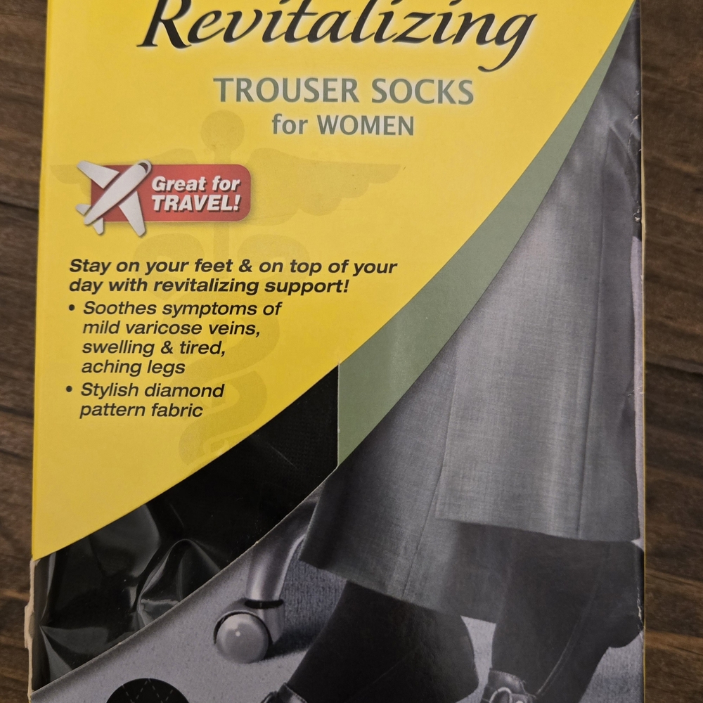 Revitalizing Trouser Socks for Women - Black